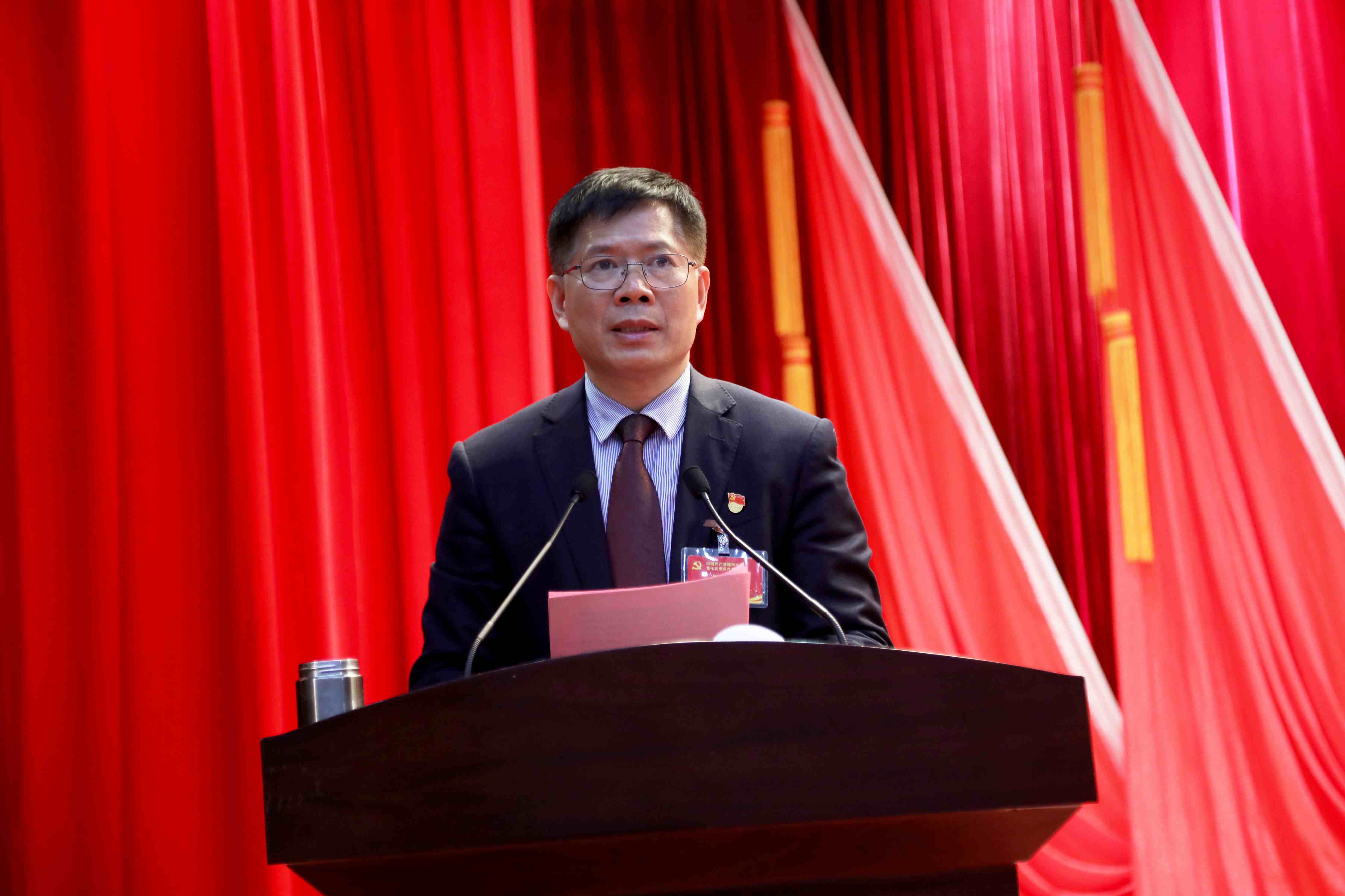 中国共产党福州大学第七次党员代表大会胜利闭幕